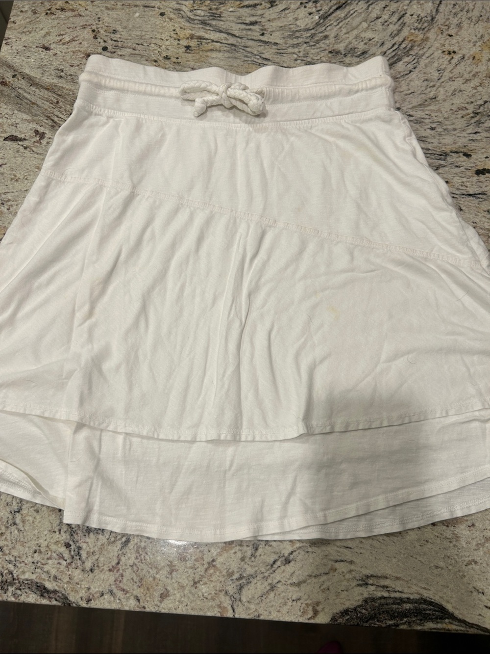 Prana size small White Layered knit knee-length Skirt with Drawstring Waist